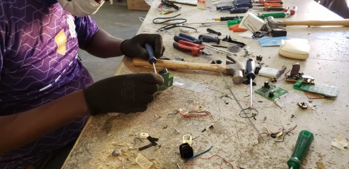 'Inspira&ccedil;&atilde;o': Projeto de trabalho e renda do Allan Kardec transforma vidas