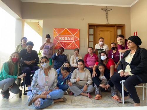 Pacientes-moradores do Allan Kardec deixam hospital para  morar em ‘casas de verdade’